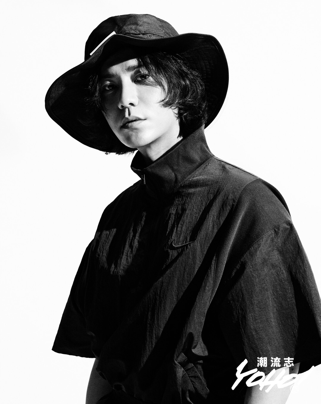 陈坤质感大片曝光半扎丸子头演绎漫撕男