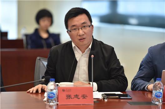 中山大学传播与设计学院院长张志安（翁奇羽 摄）