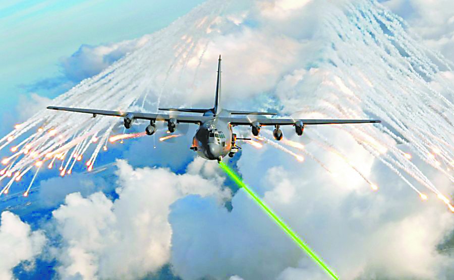 美国空军希望2021年开始在飞机上测试激光武器