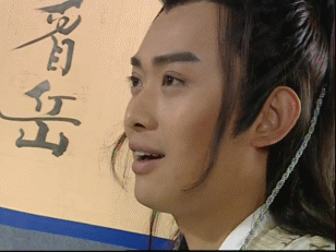 黄海冰演的沈浪外表潇洒快活，却一直徘徊在白飞飞与朱七七这两个女人之间。