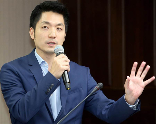 因失言致脸谱网被"韩粉"灌爆 蒋万安:其中有反串