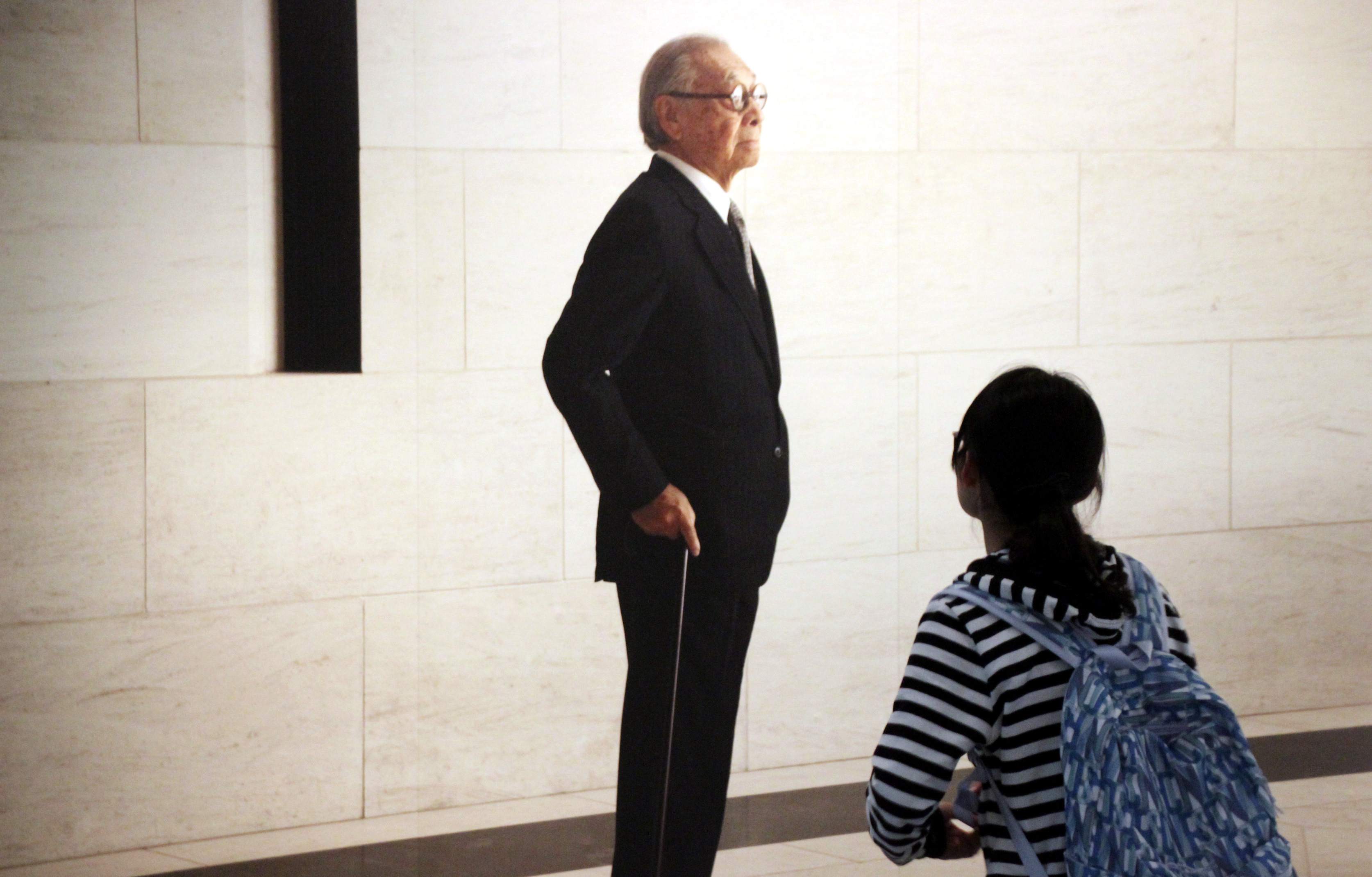 5 华裔建筑大师贝聿铭去世享年102岁 其作品包括卢浮宫金字塔