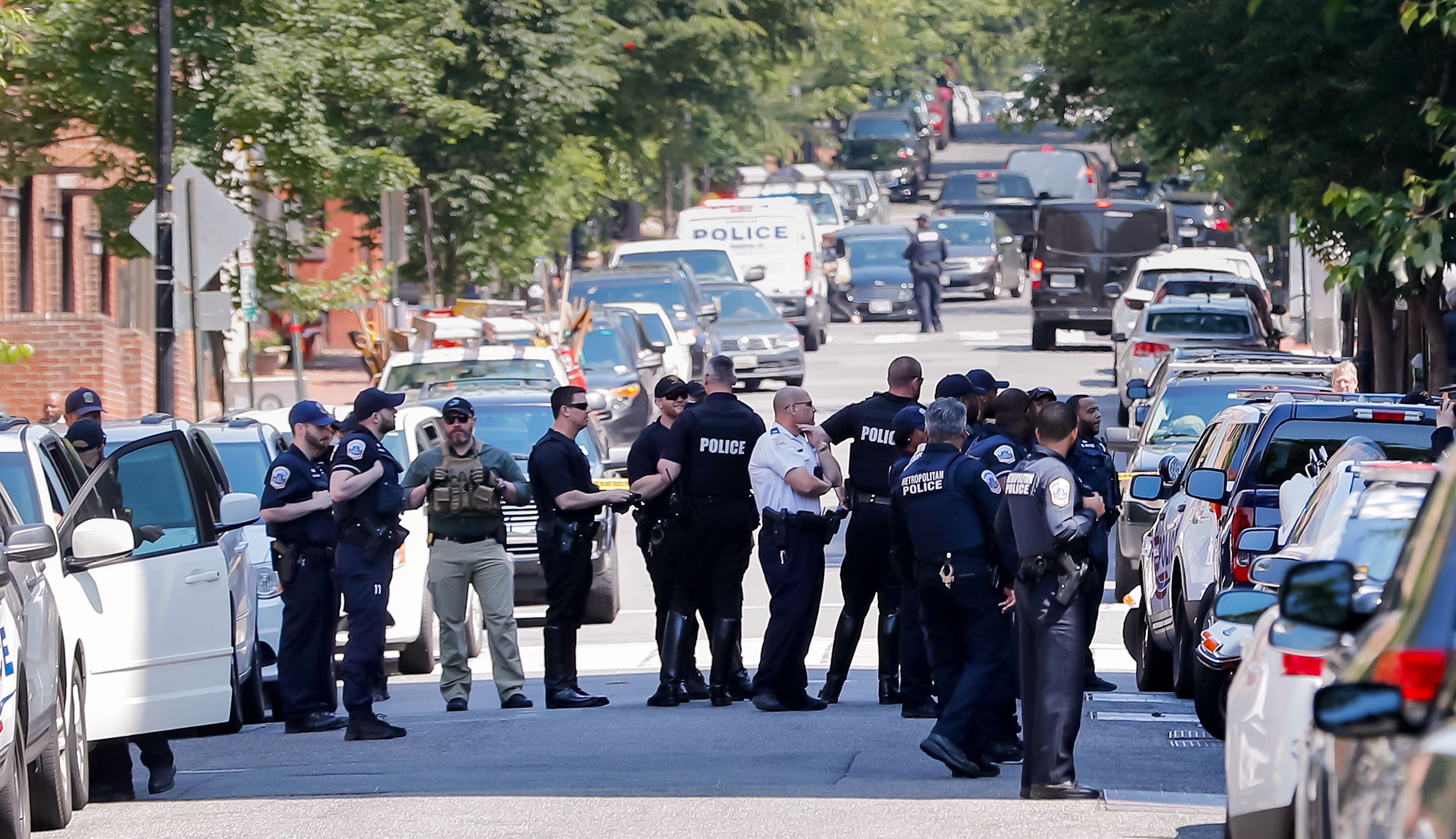 美国警方闯委内瑞拉使馆逮捕4人委方违反国际法