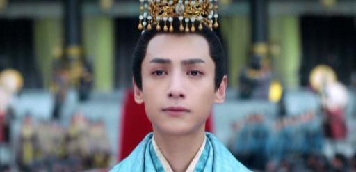 你给罗云熙剧中的造型打几分呢?