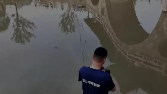 刚刚 又一则让人悲痛的消息传来 颍上县16岁少年刘某某溺水身亡 救援