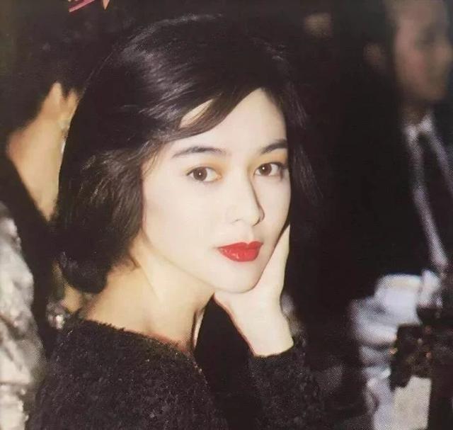 （关之琳被修复后的旧照，真的好美）