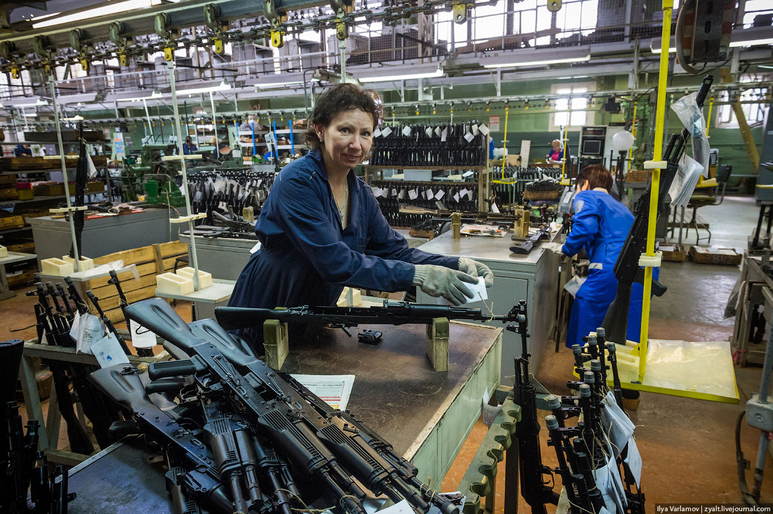 36/40 走进卡拉什尼科夫步枪制造厂看步枪怎么被造出来