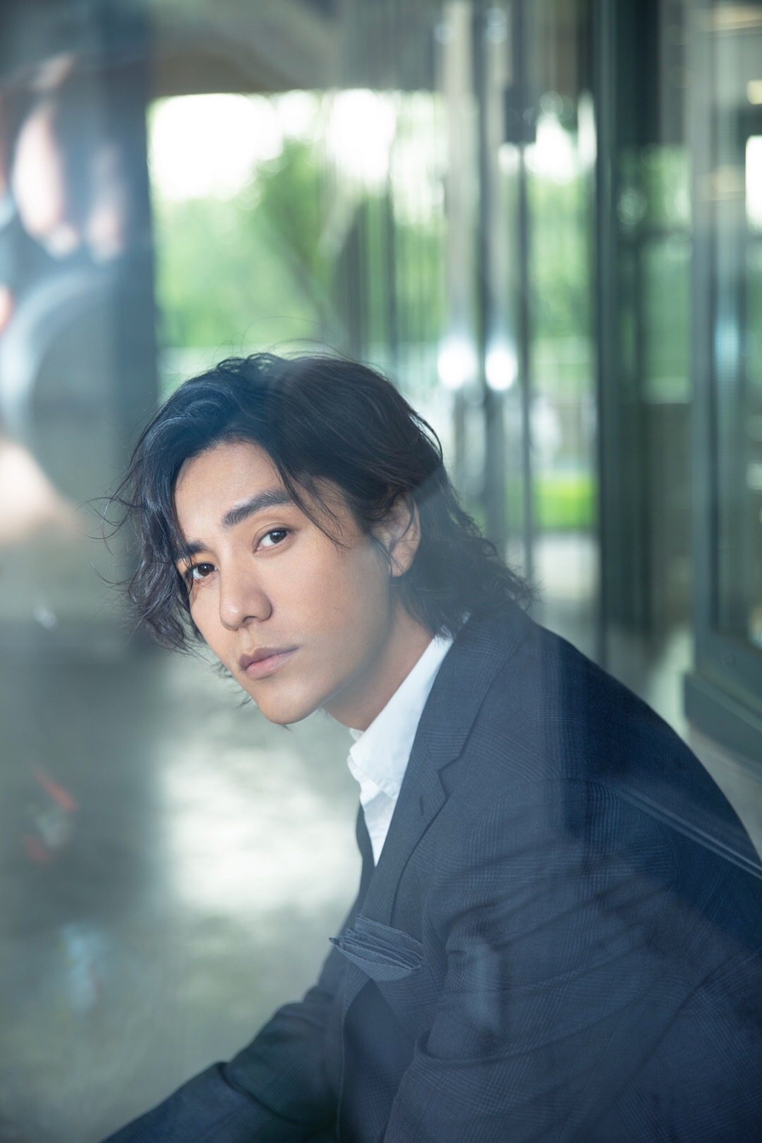 陈坤最新时尚大片短发西装酷劲十足