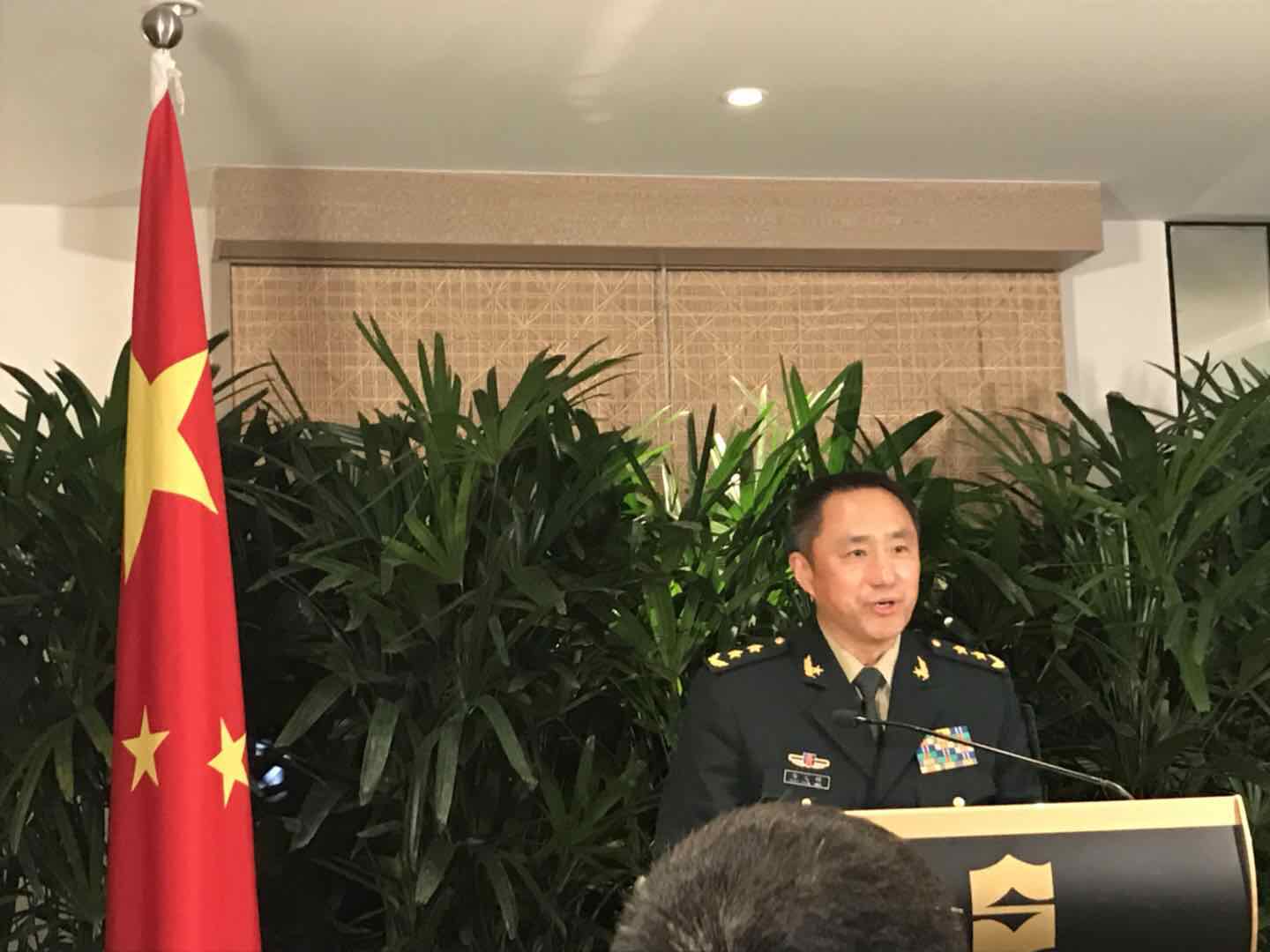 拒了美方后，中国防长与澳防长会面