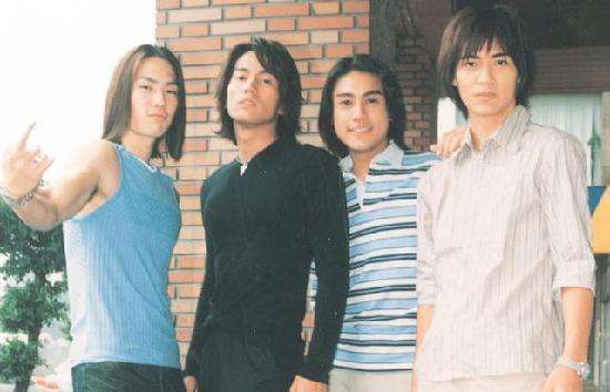 有一种“整容”叫言承旭露额头,撩刘海梳大背头,简直变了个人