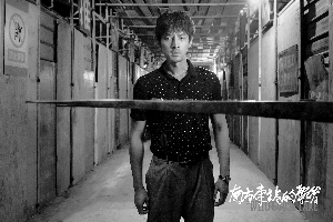 胡歌新片中的形象令人惊艳。