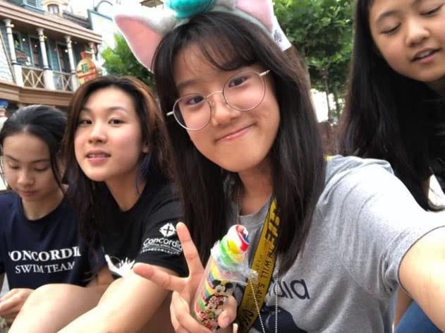 也祝愿梧桐妹好好学习天天向上，毕业之后即将步入新的学期，也希望你能取得更加优越的成绩。