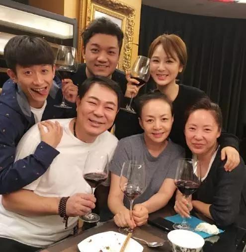 第三:主角的发展方向不同。