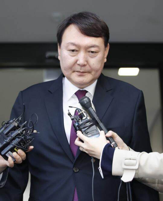 图注：首尔中央地方检察厅检察长尹锡悦