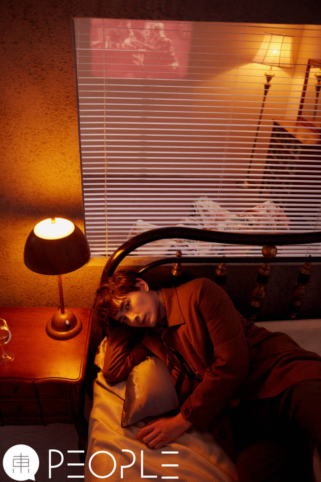 看样子受到爱情滋润的章子怡过的非常开心，生活更是被汪峰照顾的非常好，