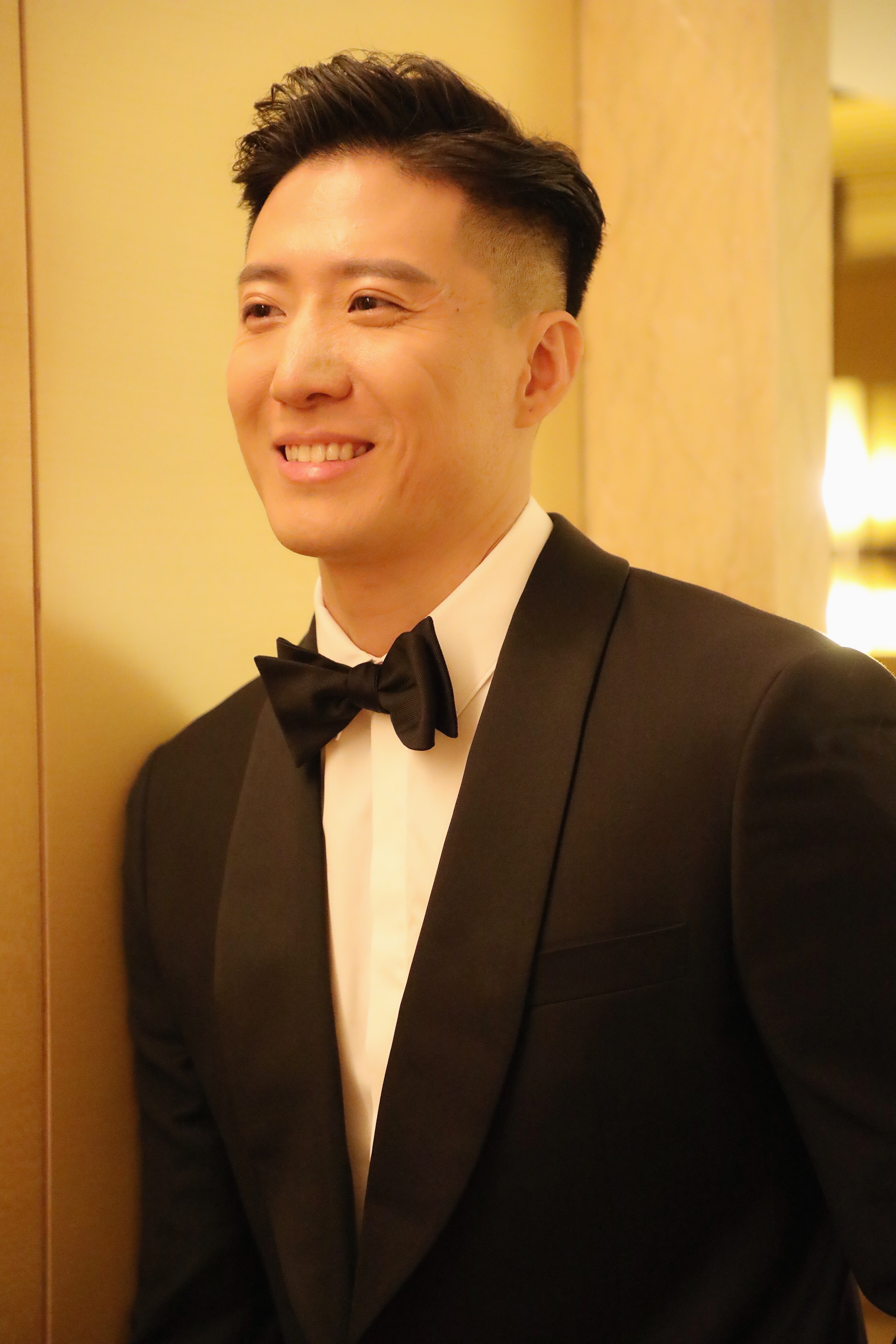 演员洪天照亮相上海电影节红毯新作不断让人期待