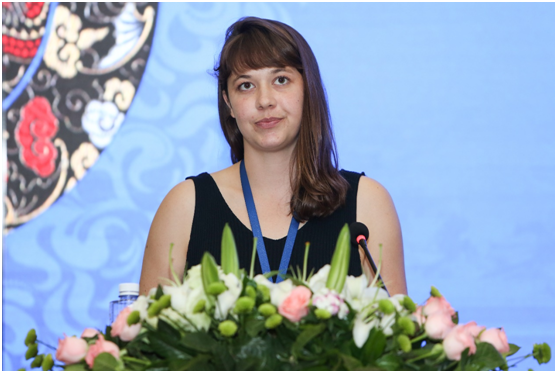 尤伦斯当代艺术中心设计顾问Betsy Joles