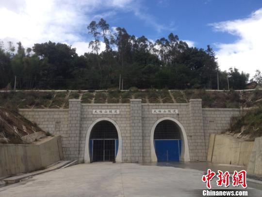 "世界最难掘进隧道"大瑞铁路大柱山隧道平导贯通