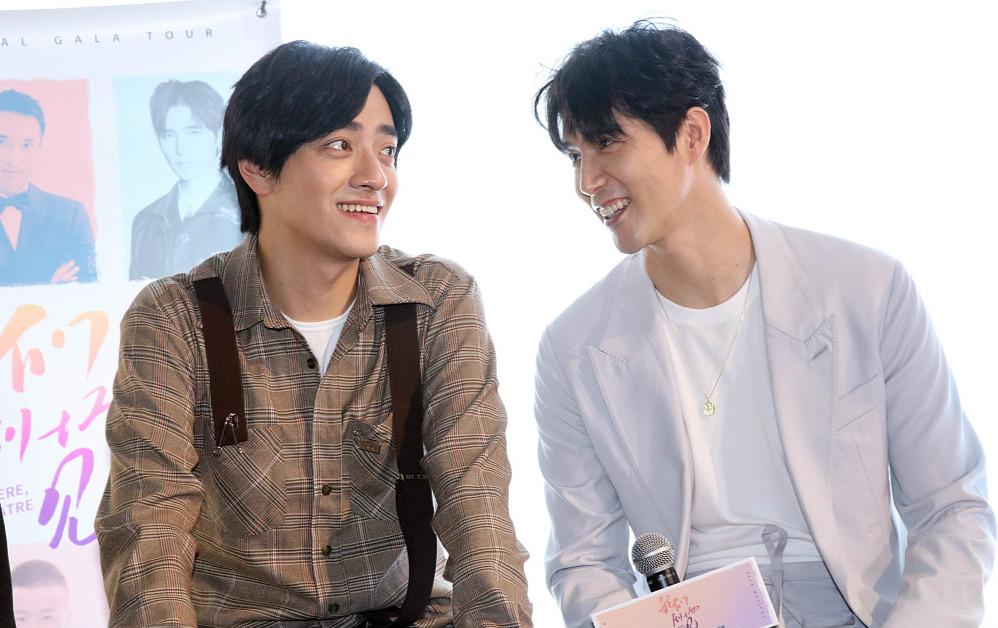 郑云龙、阿云嘎