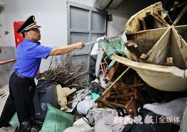 上海开出首张垃圾分类整改通知书 五星级酒店被罚