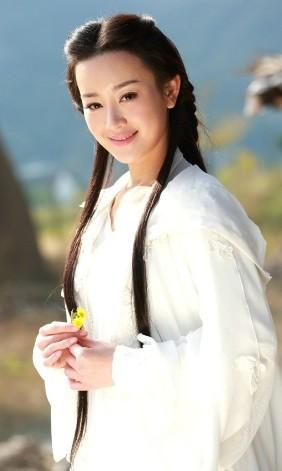 张檬本身是没有问题的,清澈的眼眸,气质温柔清纯,