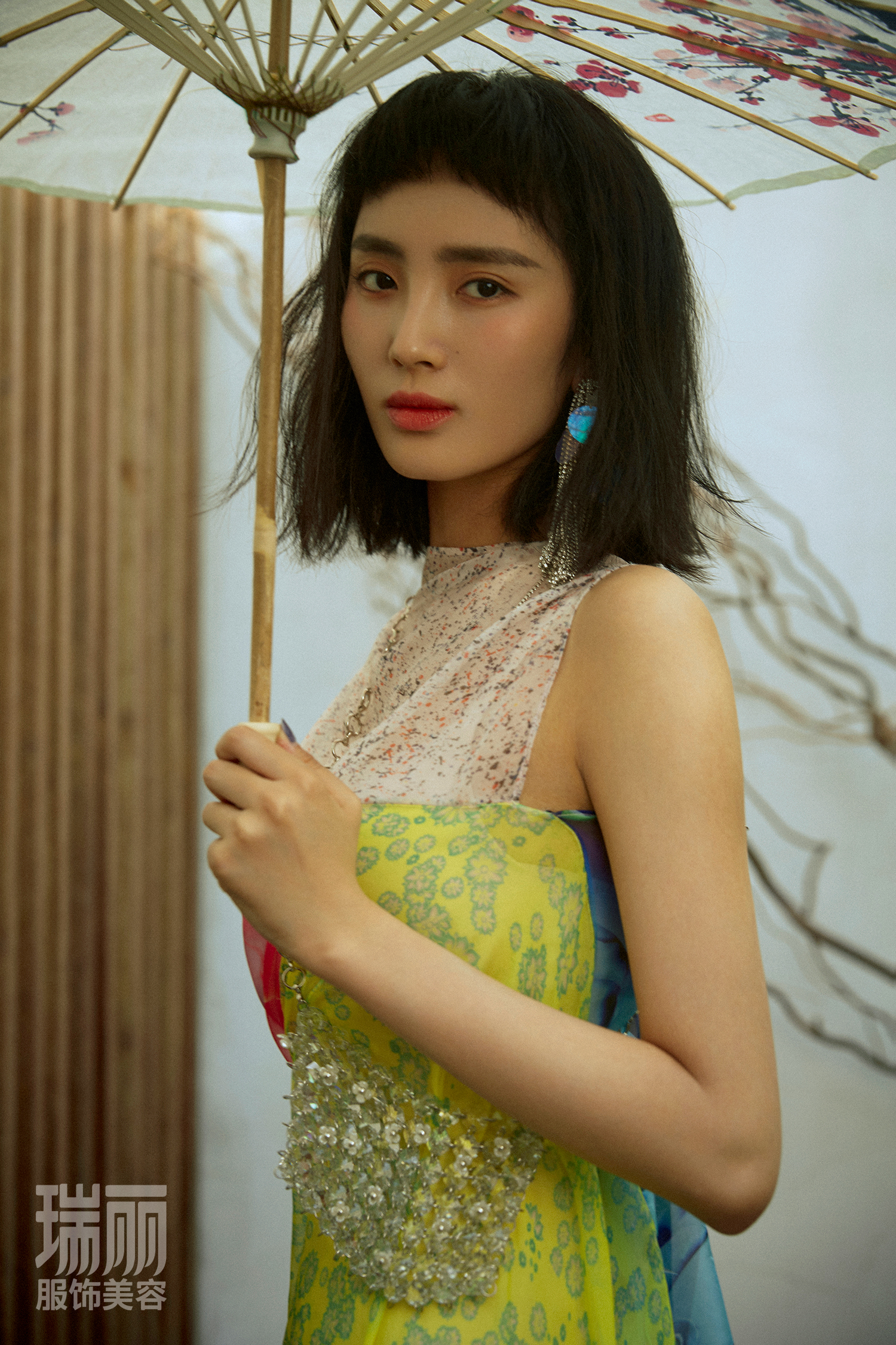 王紫璇解锁中国风大片古典气质显东方魅力