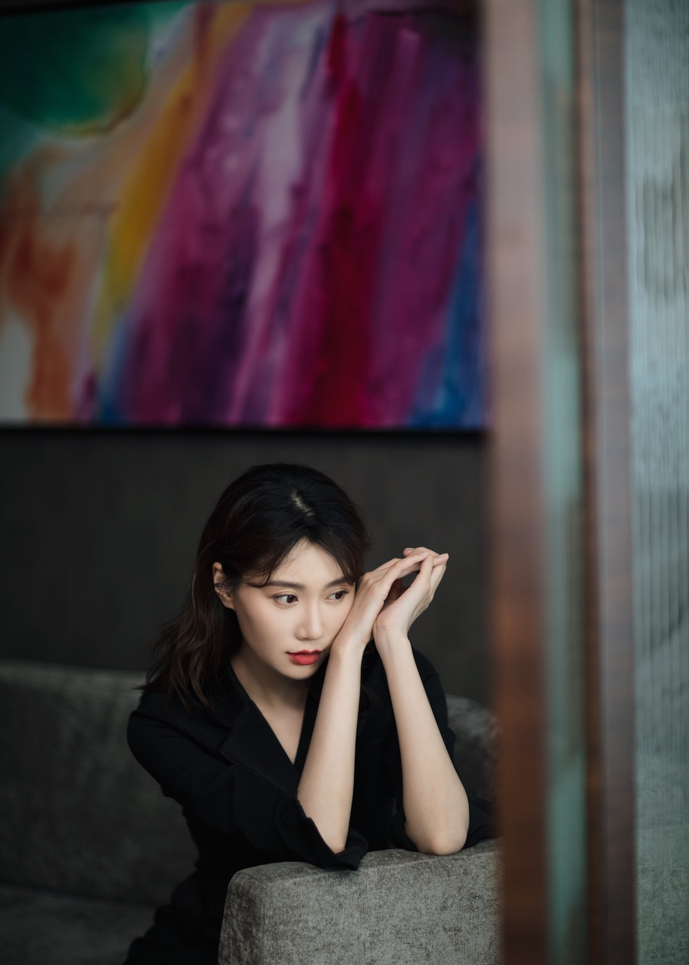 6 李斯羽红色西装造型重返t台  霸气走秀slay全场