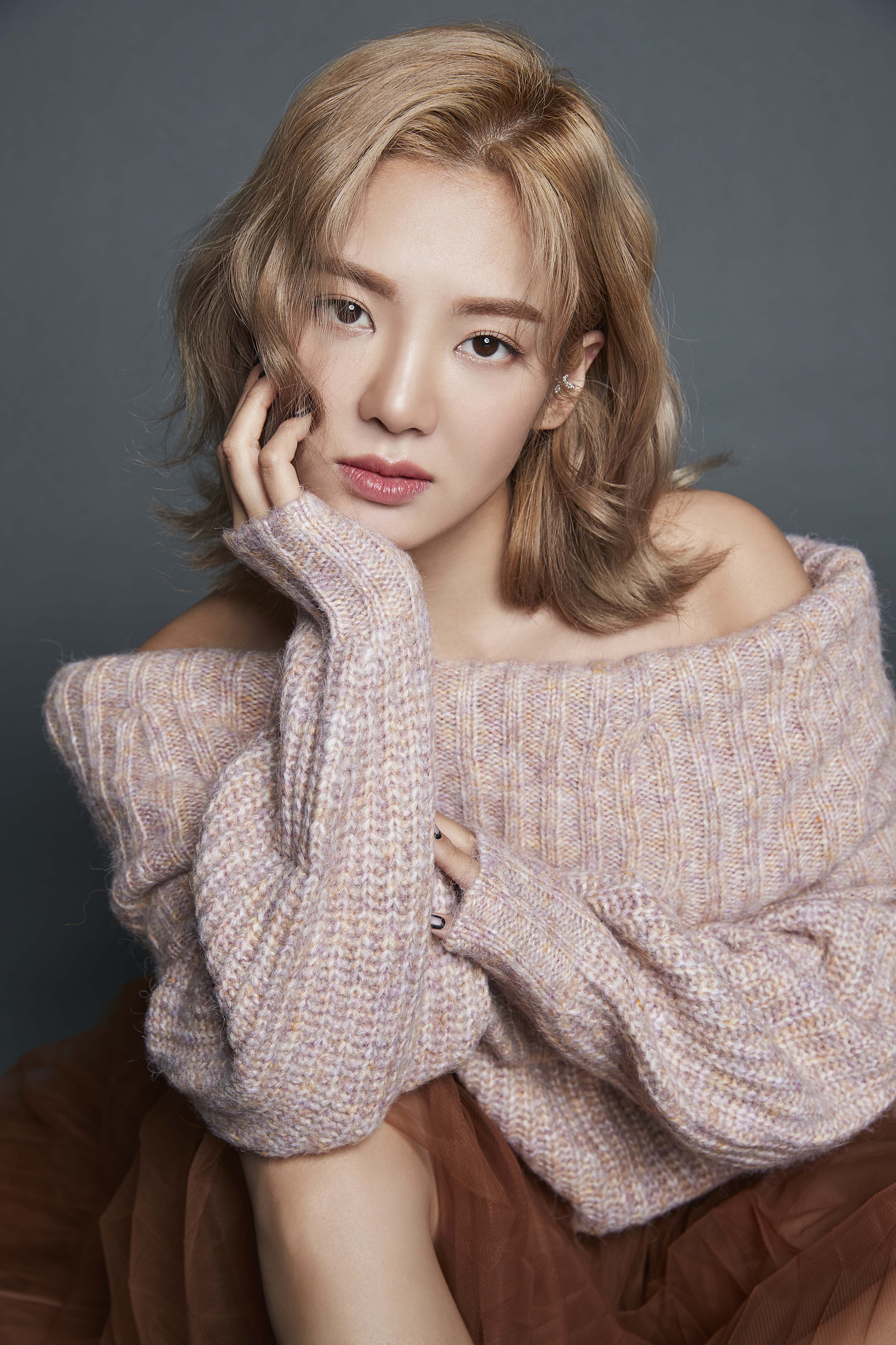 孝渊(hyo)新歌《badster》mv预告片公开