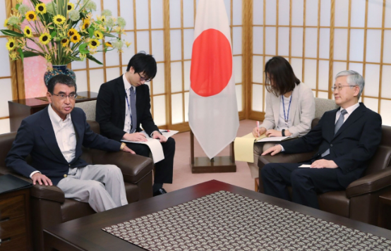 日外相打断韩大使讲话还指责韩国无礼 韩外交部和网民怒了