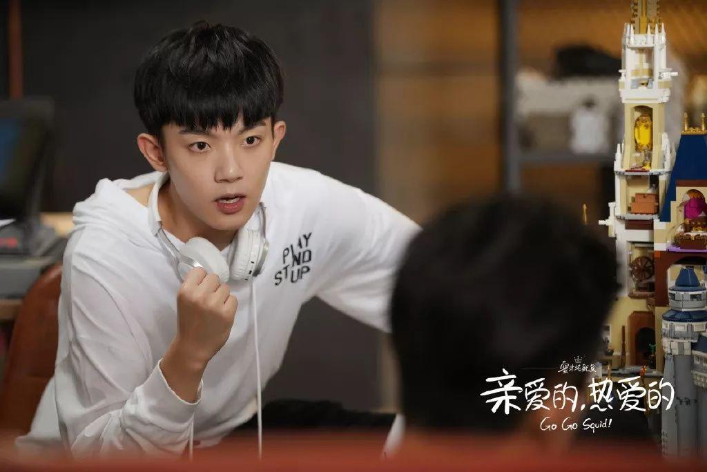 阳光少年李明德，