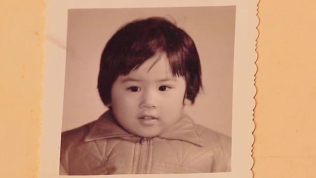 认真的小孩儿。