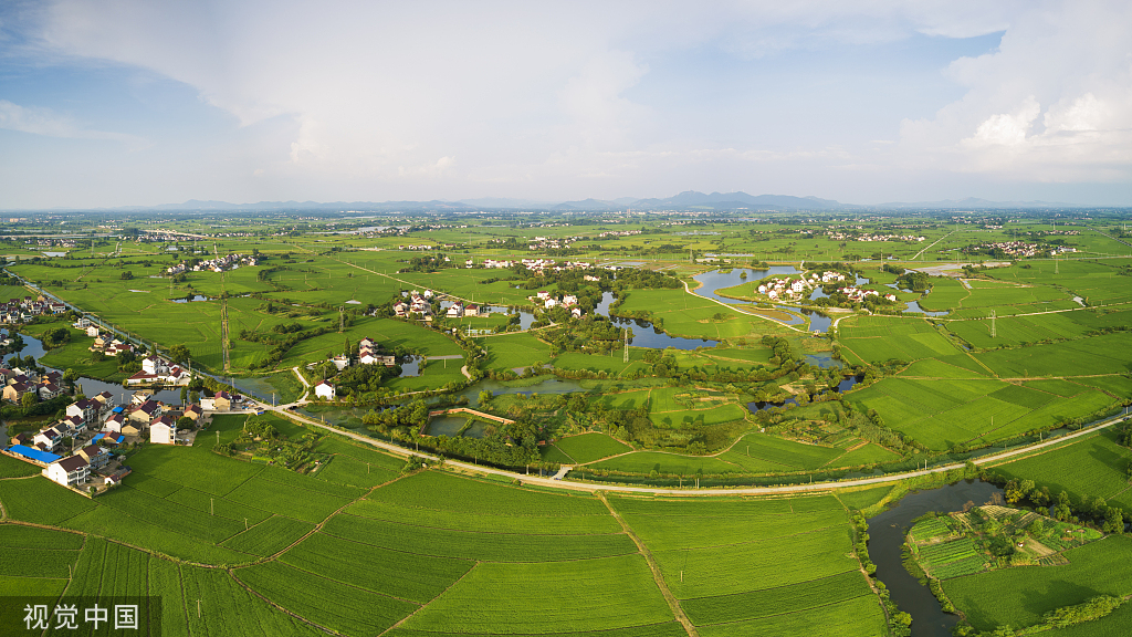 2019年7月23日,安徽宣城,郎溪县建平镇乡村田园处处绿意盎然,美景如画