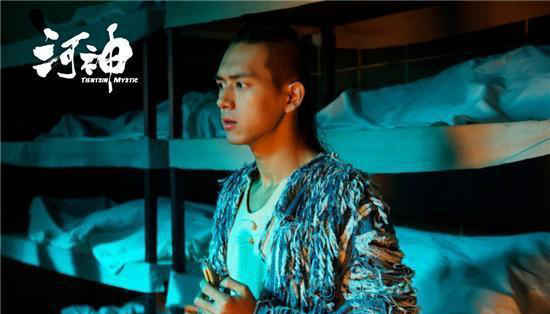 4.《翩翩冷少俏佳人》主演：潘之琳、徐正溪、李现