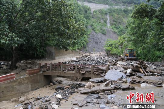 图为泥石流现场。贡山县委宣传部供图