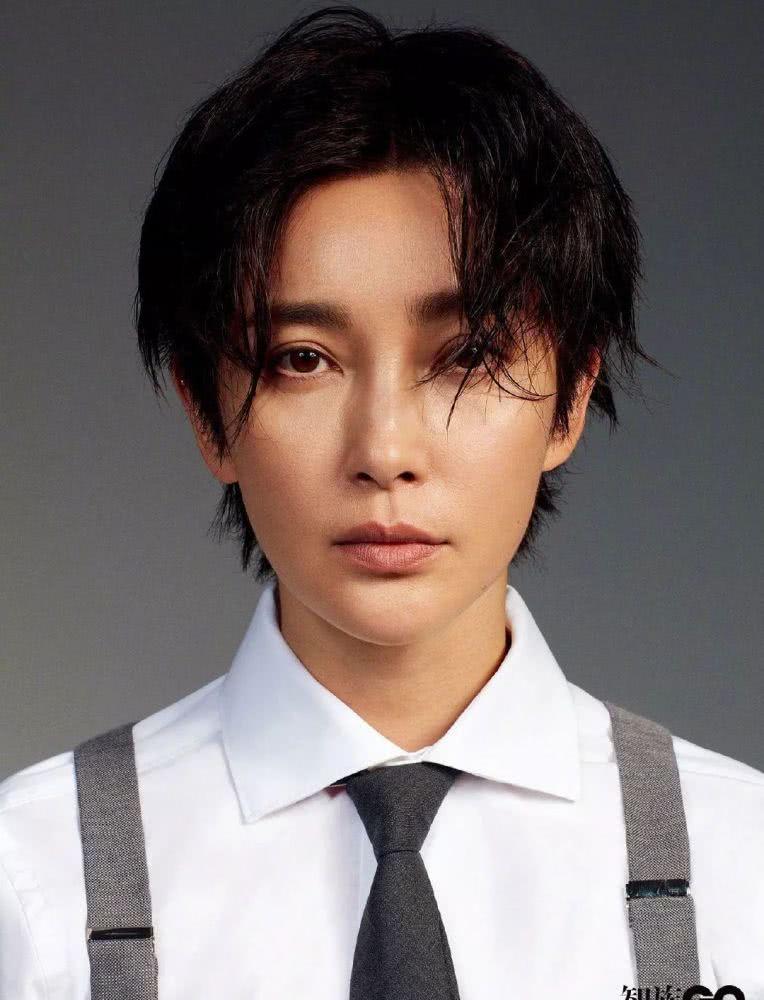 李冰冰男装造型撞脸陈坤又酷又飒攻气十足