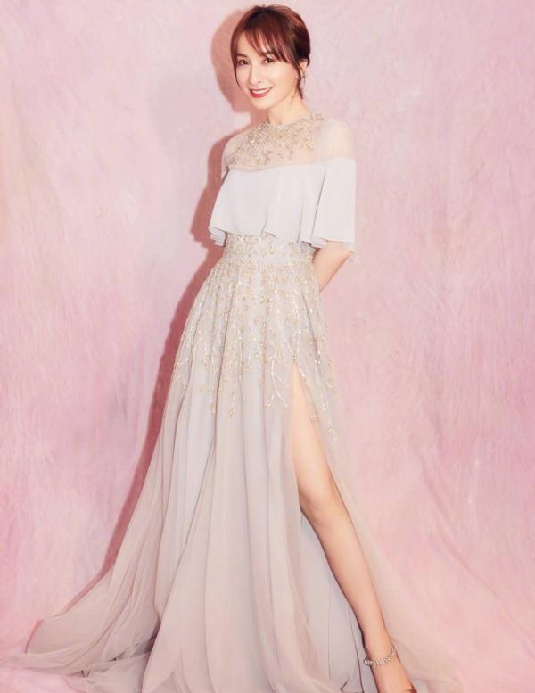 如果有小伙伴们的小腿也和吴昕的一样属于肌肉型的话,不妨可以尝试一