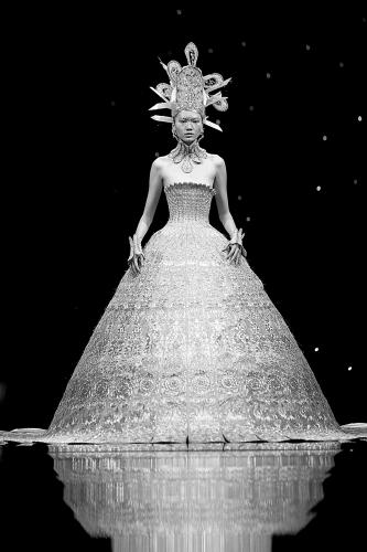 Guo Pei 2006轮回系列《大金》