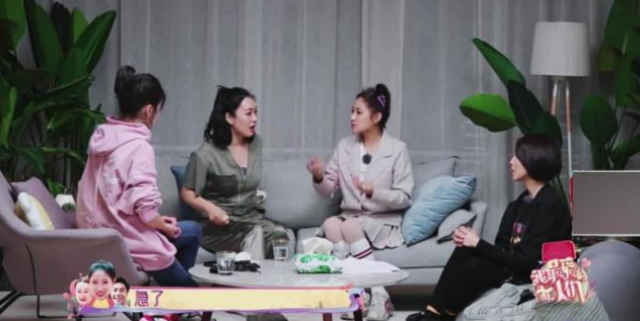 不知道大家在看到他们这段婚姻生活,以及两个人日常的相处时,会有什么样的感觉呢?