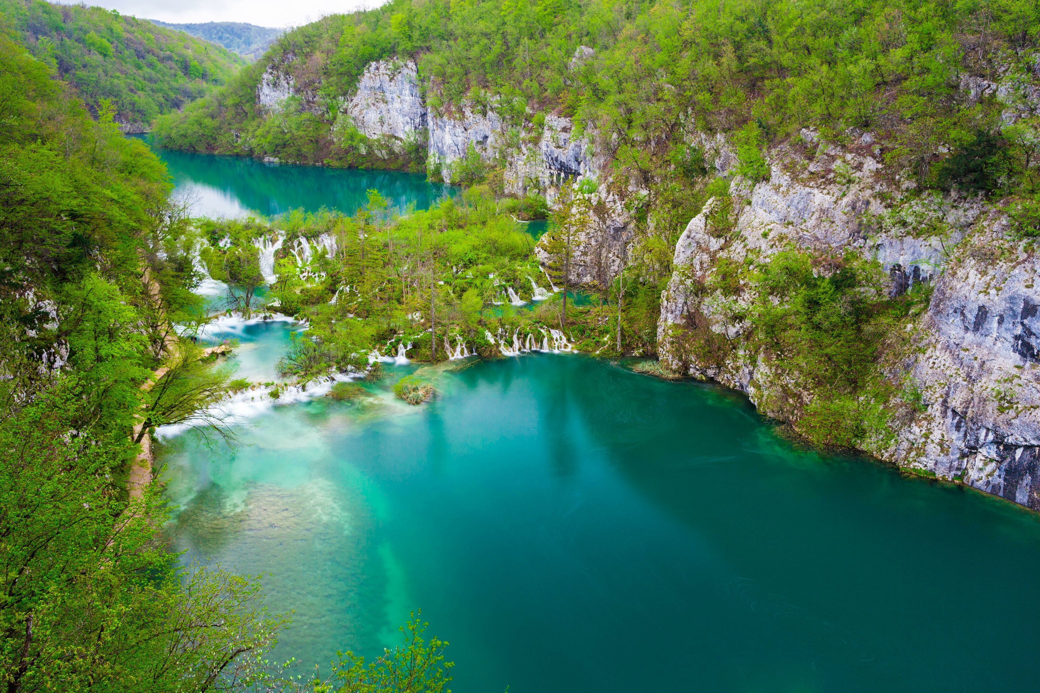 追寻绿野仙踪欧洲九寨沟普利特维采湖群国家公园