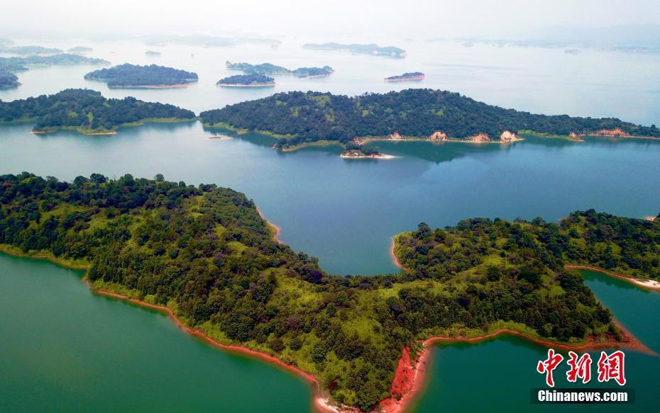 航拍华南第一大湖广东万绿湖风景如画