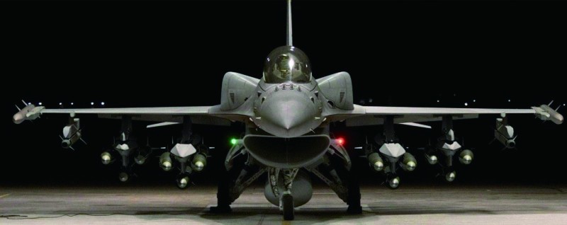 美国洛·马公司高调展示F-16V的武器挂载能力