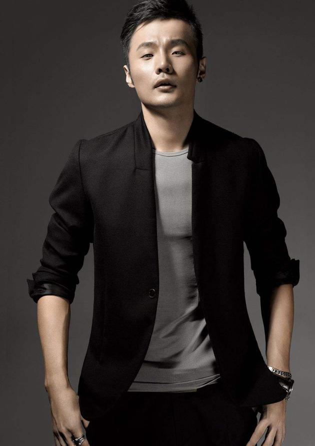 好听的网络歌曲排行榜_洛天依冯提莫领衔热门歌曲排行榜!花式翻唱成就新一代网络神曲