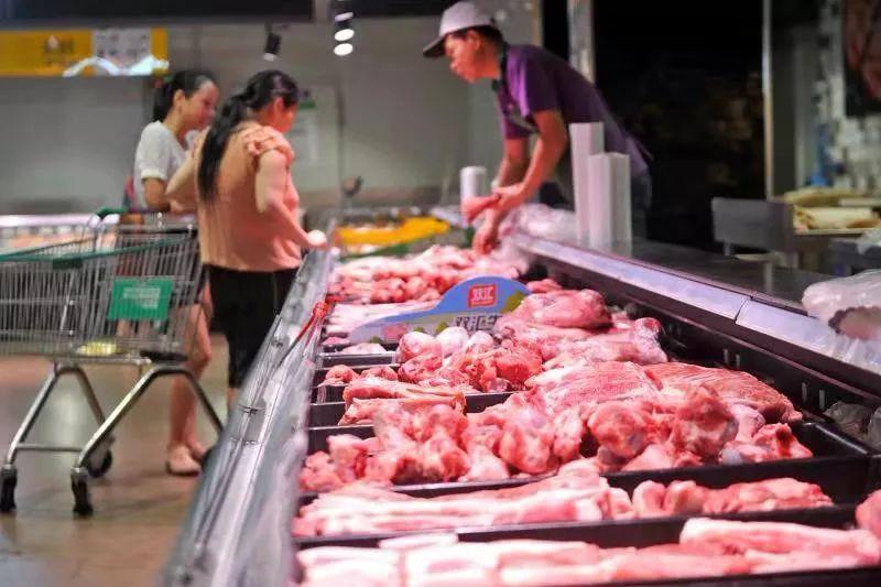 今年以来，猪肉价格节节攀升。长沙晚报全媒体记者 王志伟 摄