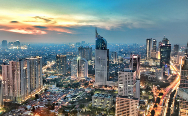 印尼雅加达当地时间8月29日，印尼政府表示，将投资401.8亿美元以改造现首都雅加达。