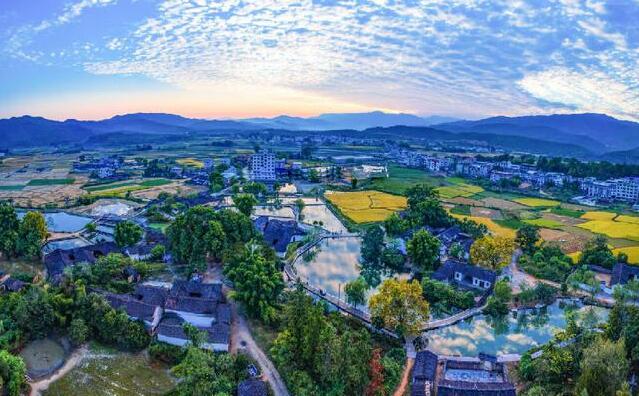 这是位于三明市清流县李家乡的鲜水村,是第五批国家级历史文化名村,村