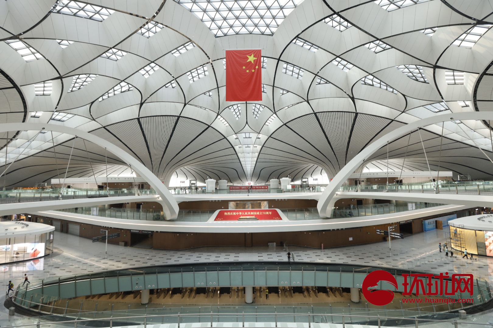 北京大兴国际机场-扎哈·哈迪德建筑事务所-交通建筑案例-筑龙建筑设计论坛