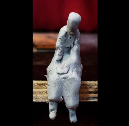 易烊千玺最新泥塑作品