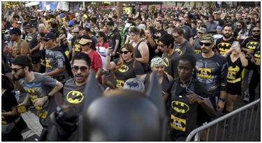 洛杉矶格兰德公园举行5公里长跑庆祝活动 图源：美联社