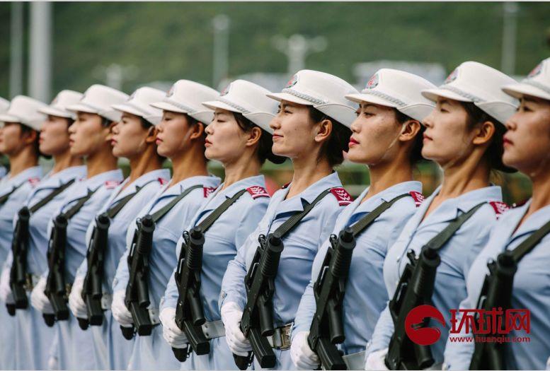积极准备国庆70周年阅兵，民兵方队于9月17日在北京昌平阅兵集训点进行训练。摄/李昊