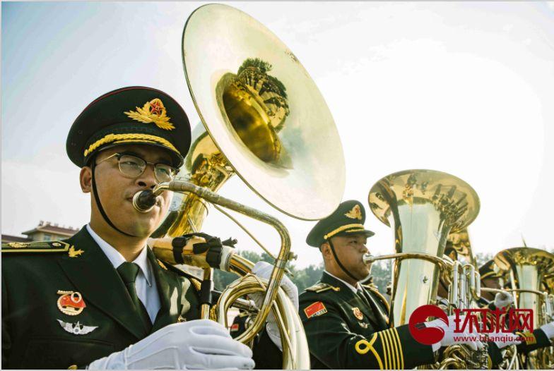 积极准备国庆70周年阅兵，联合军乐团于9月17日在北京昌平阅兵集训点进行训练。摄/李昊